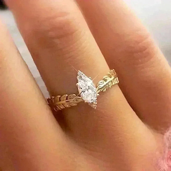 Beautiful 14k Gold Over Sterling Silver Marquise Diamond Ring - Picture 1 of 4